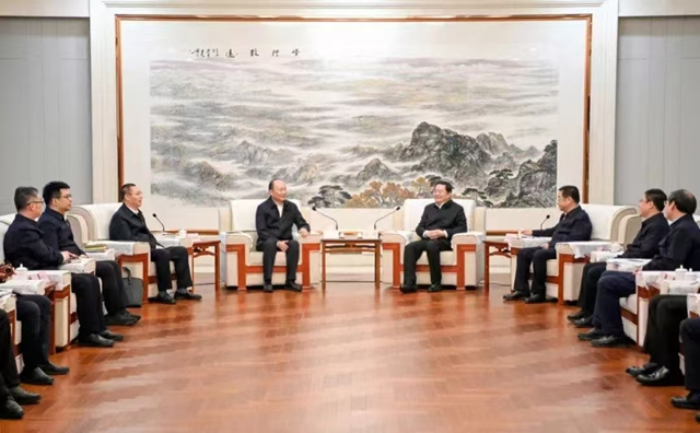 莫鼎革拜會(huì)遼寧省委書記郝鵬、省長王新偉